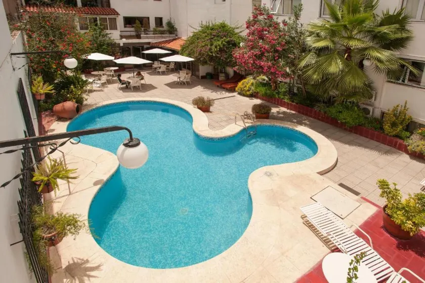 Hotel Princess - Image 1