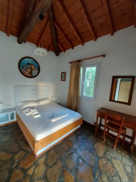 Astonishing House With sea View in Samos Island - Image 1