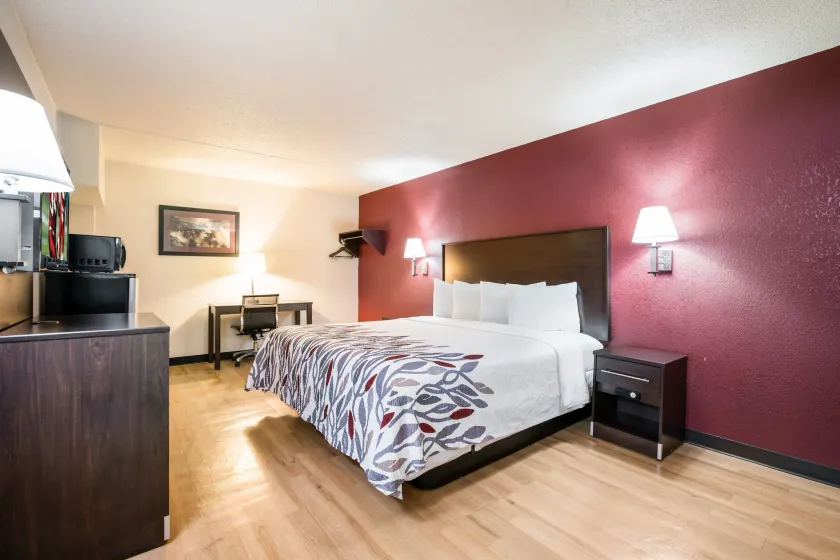 Red Roof Inn North Dallas - Park Central - Image 1