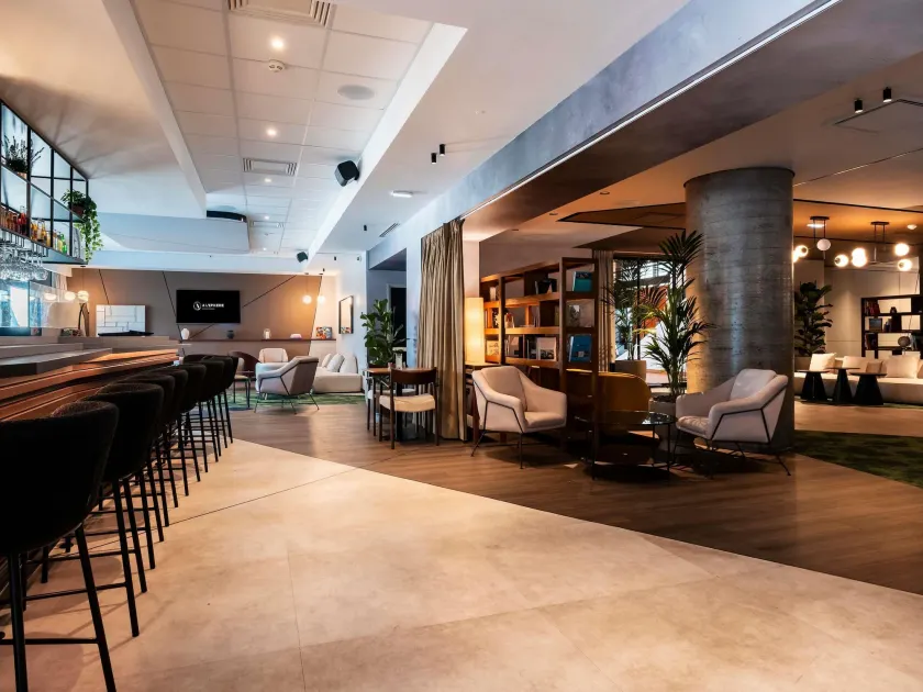 Novotel Grenoble Centre - Image 1