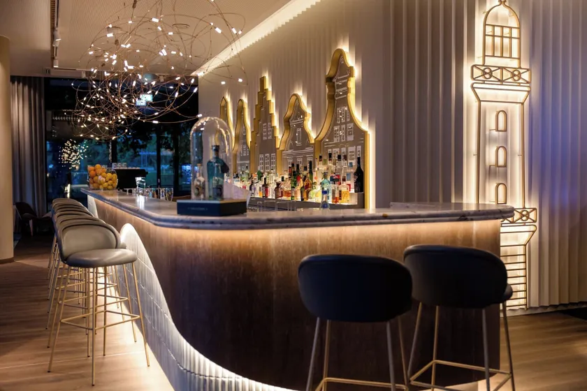 Motel One Rostock - Image 1