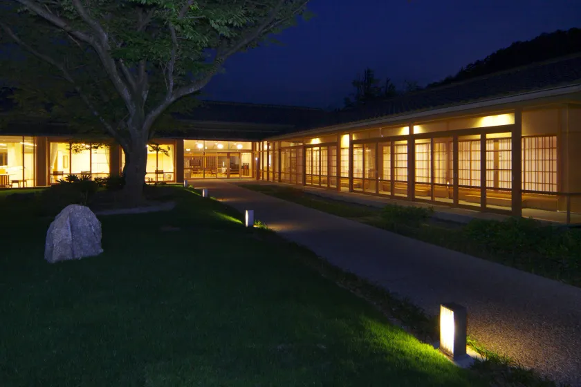 Kyoto Utano Youth Hostel - Image 1