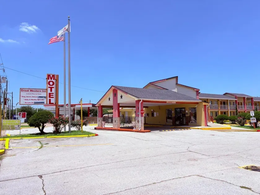 Great Western Inn Pasadena - Image 1