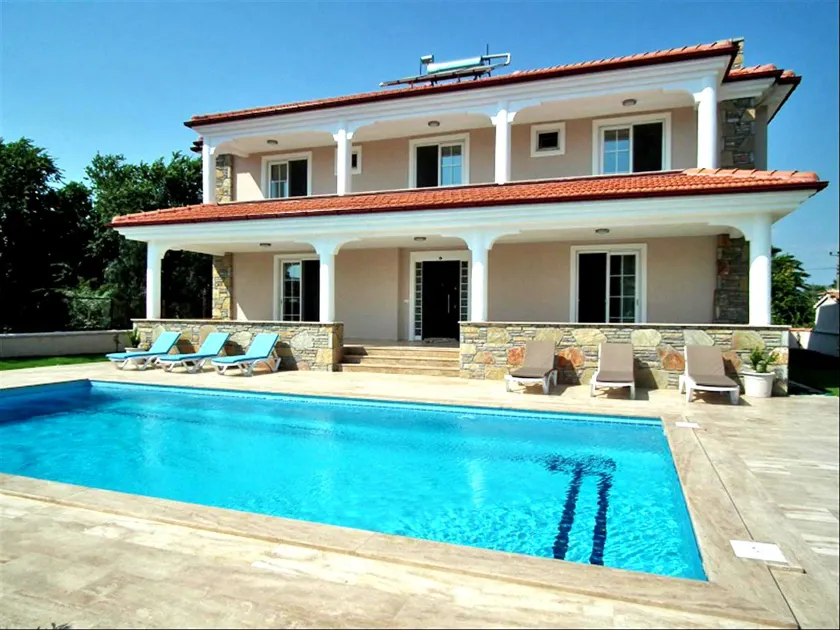 Villa Kubra - Image 1