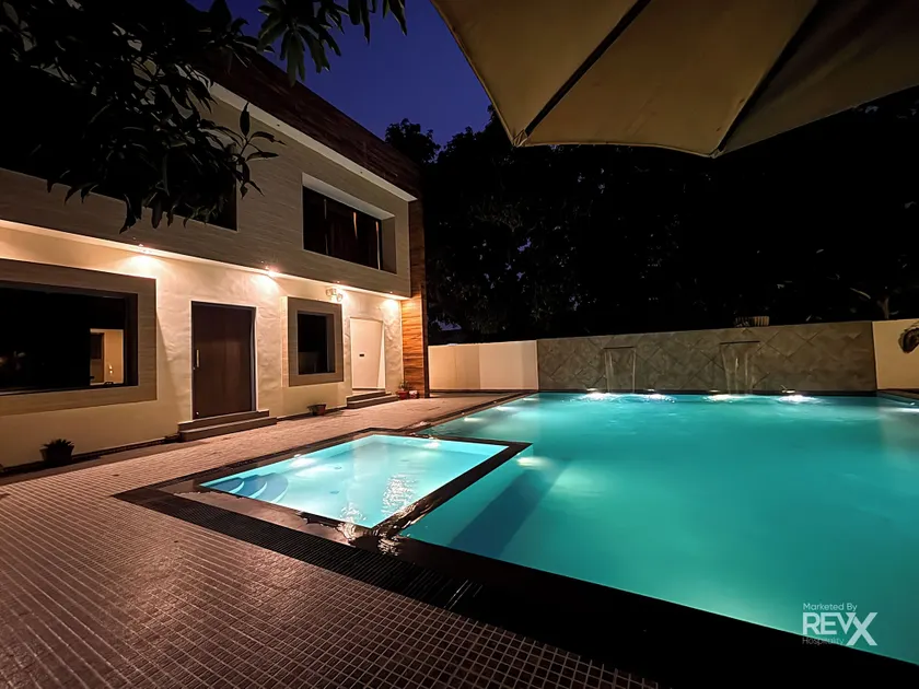 The Maple Woods Resort - Image 1