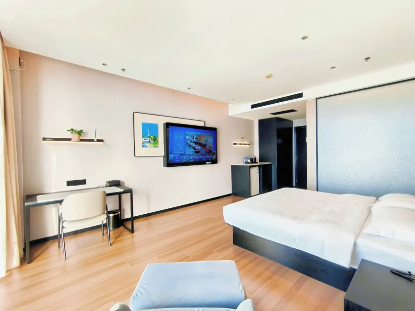 Green Park Hotel Tianjin - Image 1