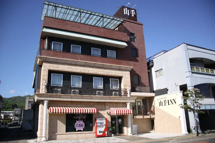 Business Hotel Yamate Inn - Image 1