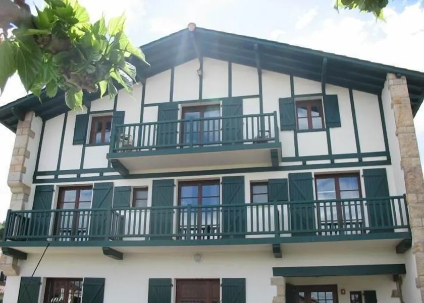 Hotel Mendionde - Image 1