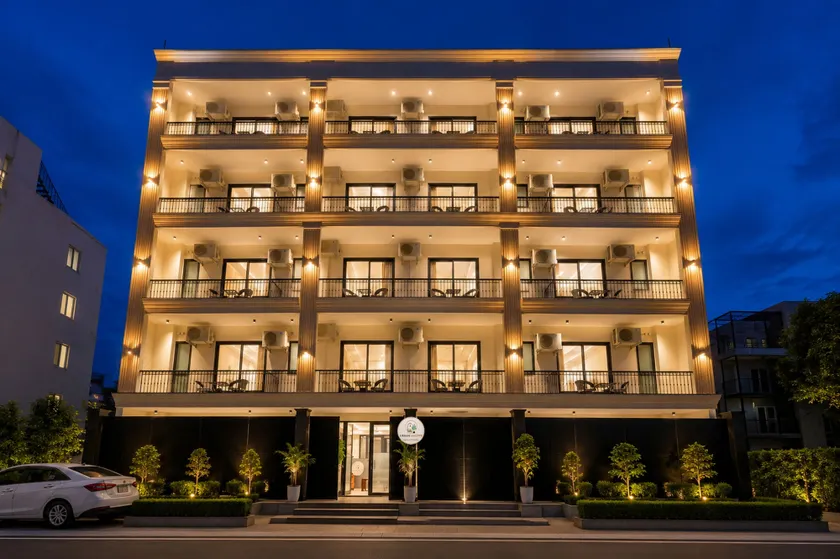 Urban Alcove Executive Suites Near Golf Course Road, Sector 57 - Image 1