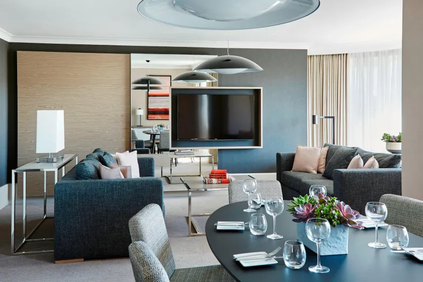 London Marriott Hotel Maida Vale - Image 1