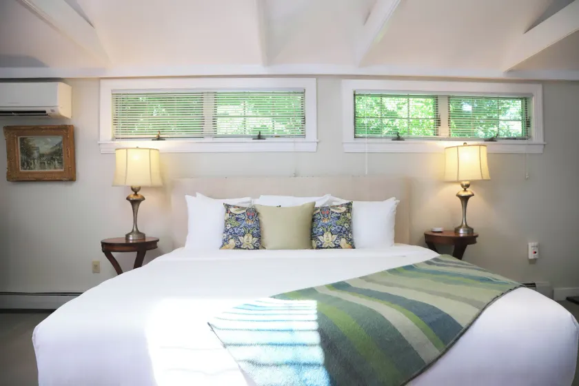 Hartstone Inn - Image 1