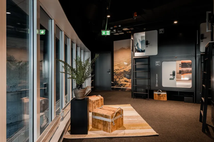 Capsule Hotel - Zurich Airport - Image 1