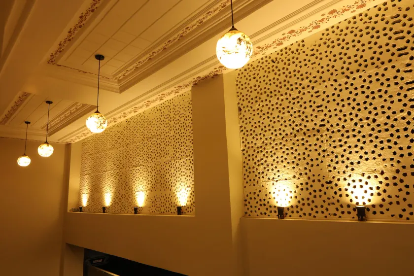 Jaipur Qila - A Boutique Hotel and Rooftop Cafe - Interior entrance