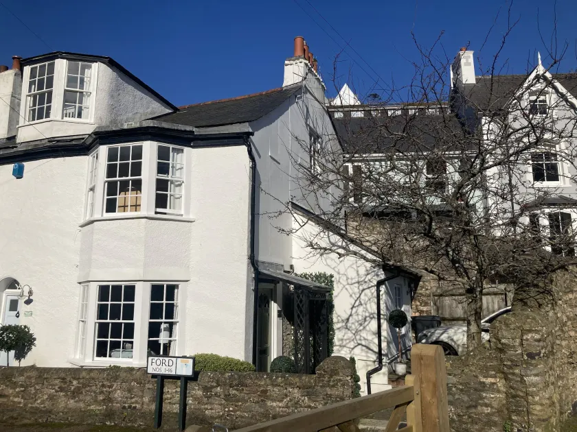 Nookie Cottage - Image 1