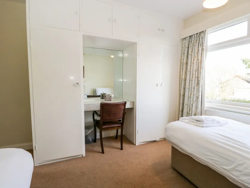 Silverdale Mount - Room