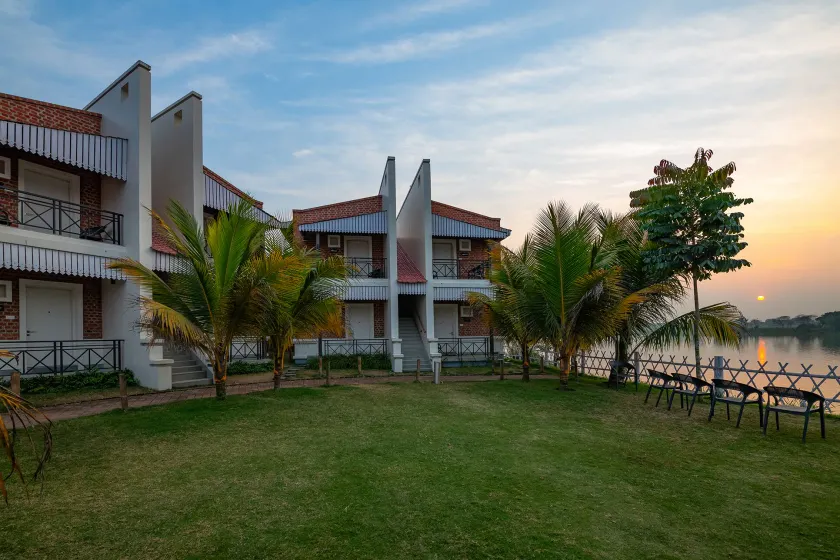 Jalchhabi Hotel & Resort - Image 1