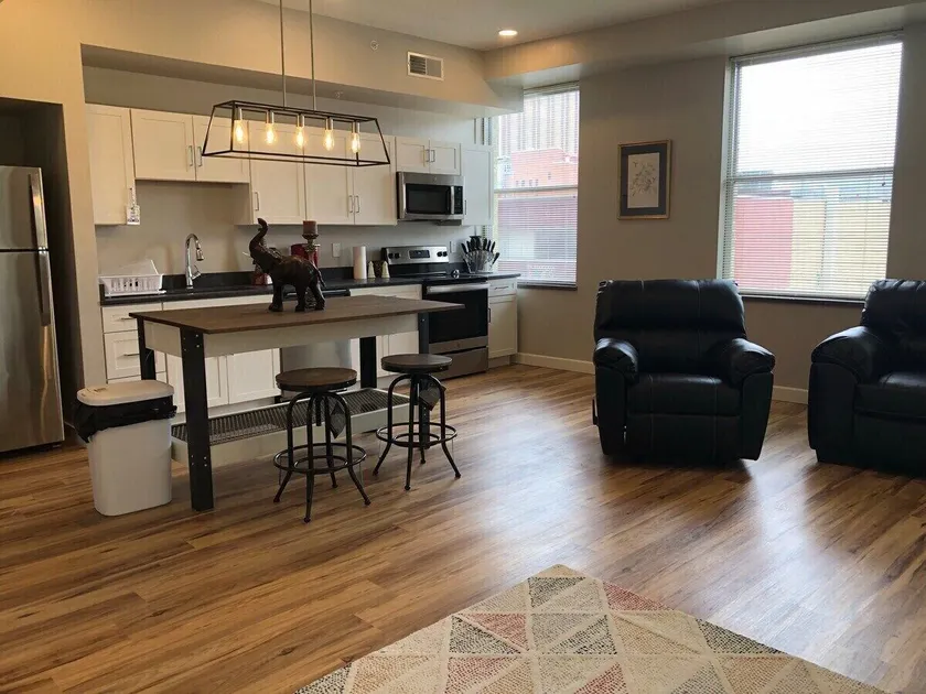 202 New Downtown Living - Image 1