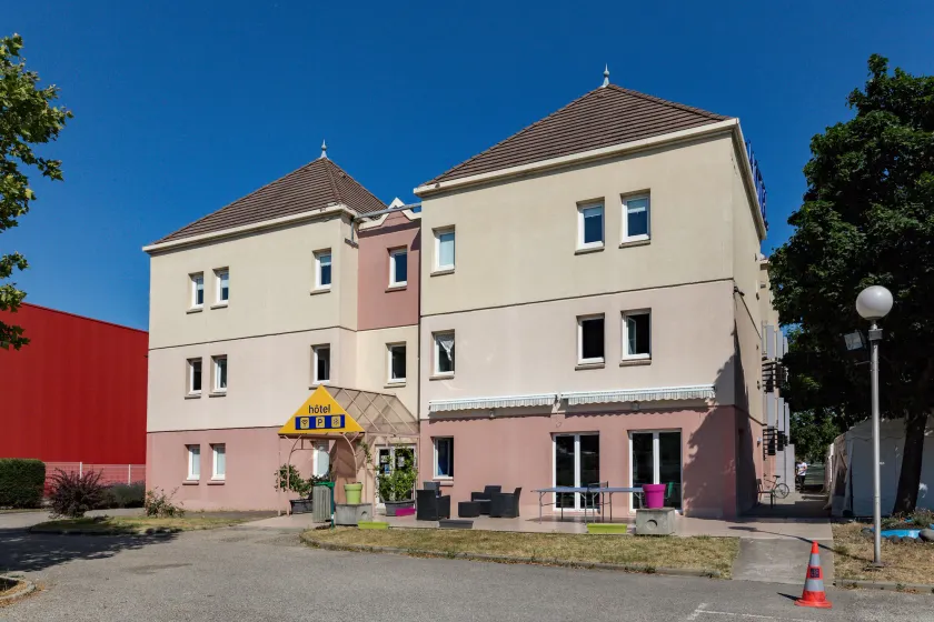 Hotel Valence Sud - Image 1