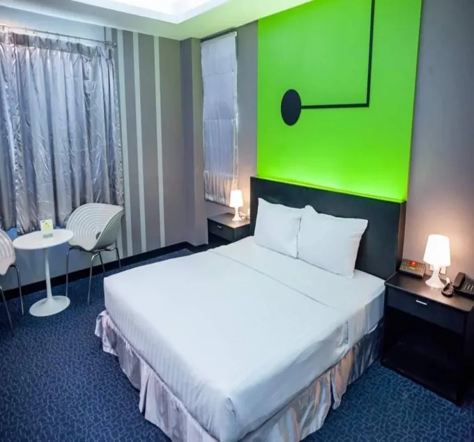 Capital O 75514 Vasidtee City Hotel (Suphanburi) - Image 1