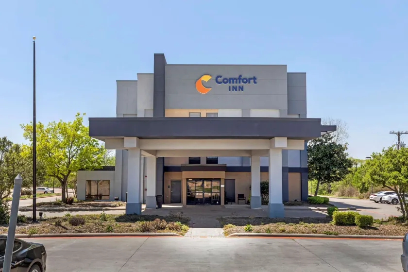 Comfort Inn Sherman - Denison Area - Image 1