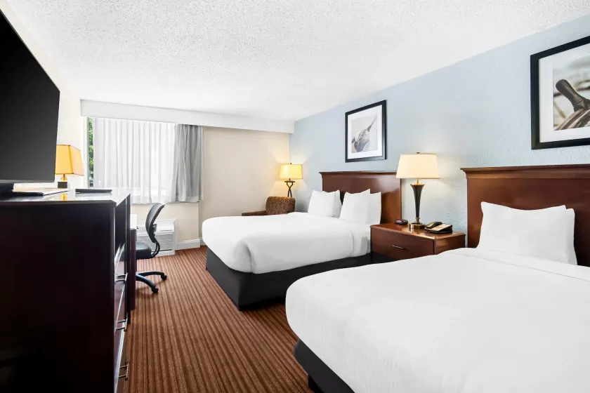 Best Western Merry Manor Inn - Image 1