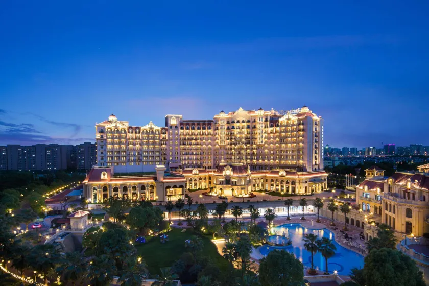 Radisson Blu Forest Manor Shanghai Hongqiao - Near NECC - Image 1