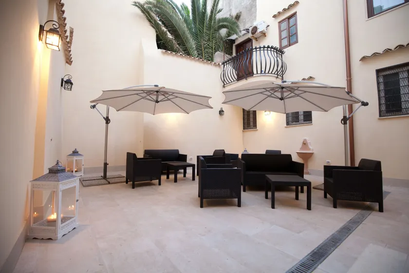 Italiana Resort Maniace - Image 1