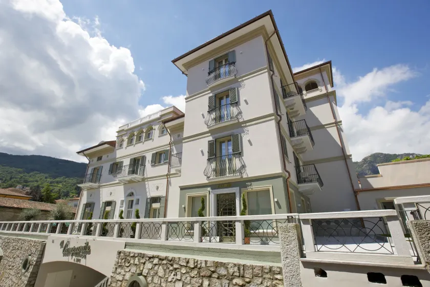 Hotel Al Campanile - Luxury Suites & Apartments - Image 1