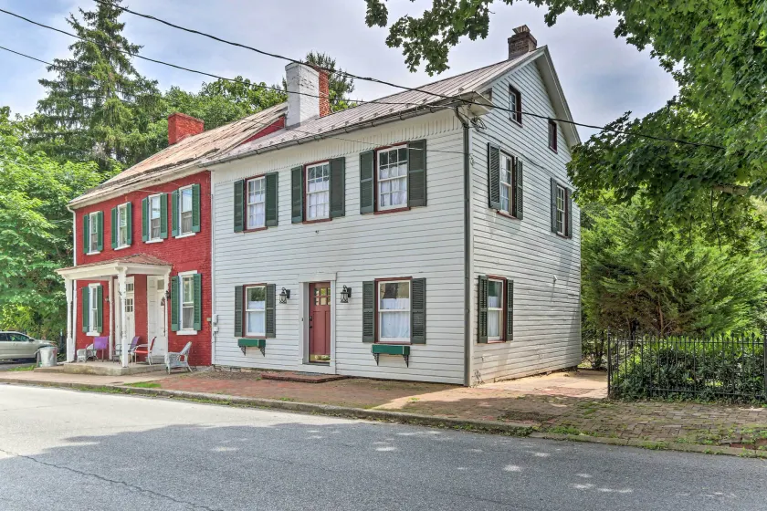 Historic Townhome in Downtown Shepherdstown! - Image 1
