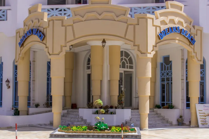 Hotel Dreams Beach - Image 1