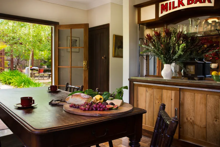 The Raglan Daylesford - Image 1