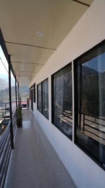 Mandakini Valley Resort - Hall