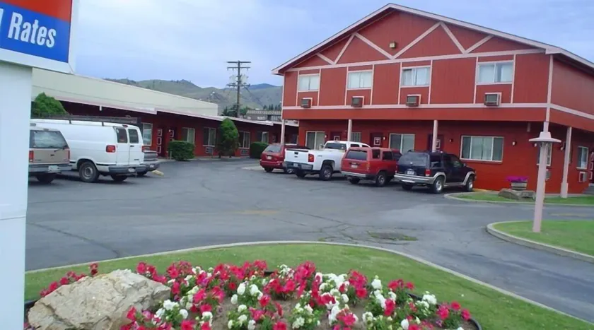Avenue Motel Wenatchee - Image 1