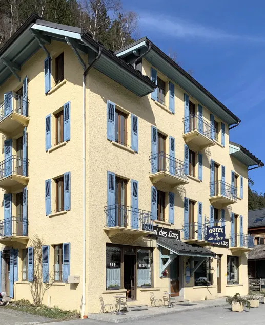 Hotel des Lacs - Image 1