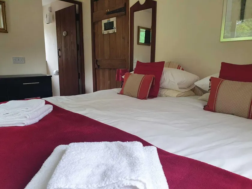 Martin Lane Farm Holiday Cottages - Zimmer