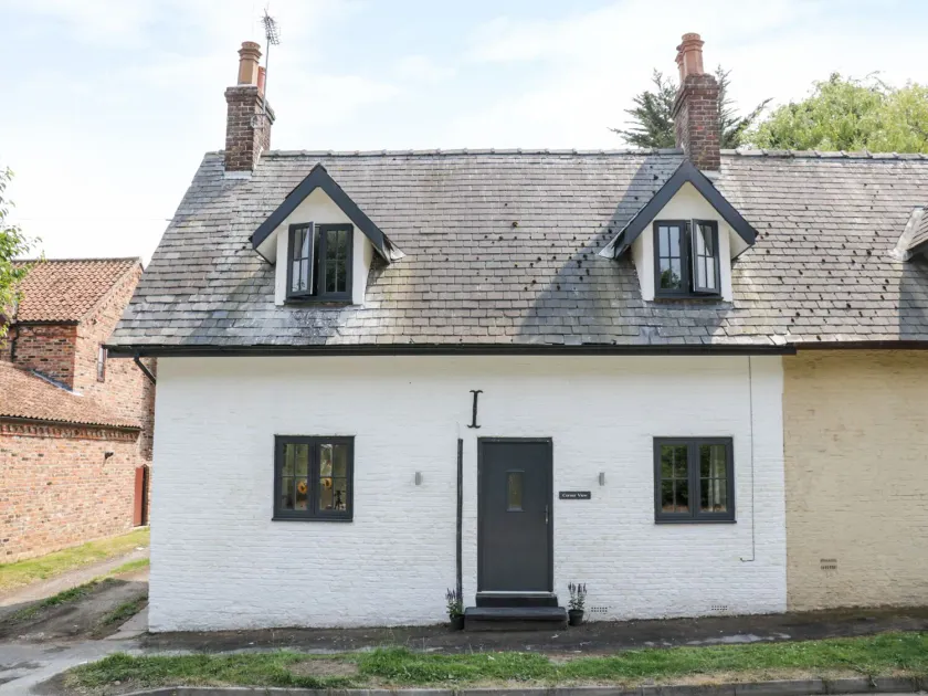 HØJREGNING, kæledyrsvennlig, med åben ild i Driffield, Ref 979519 - Image 1