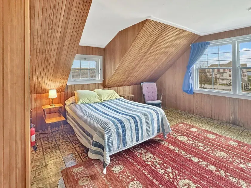 Cozy Cottage by the Sea - Image 1