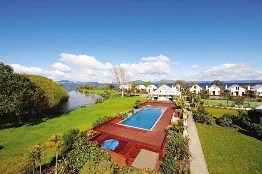 Ramada Resort By Wyndham Rotorua Marama - Image 1