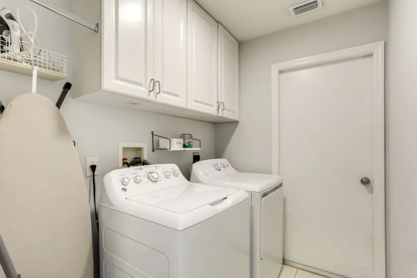 Inviting Jensen Beach Home w/ Screened-In Patio! - Interiør