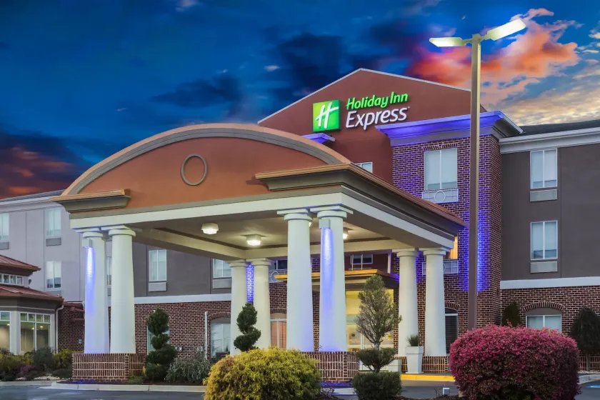 Holiday Inn Express & Suites Bremen GA by IHG - Image 1