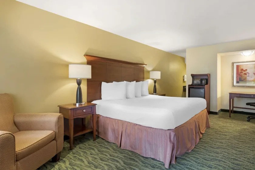 Best Western McAllen Medical Center - Image 1