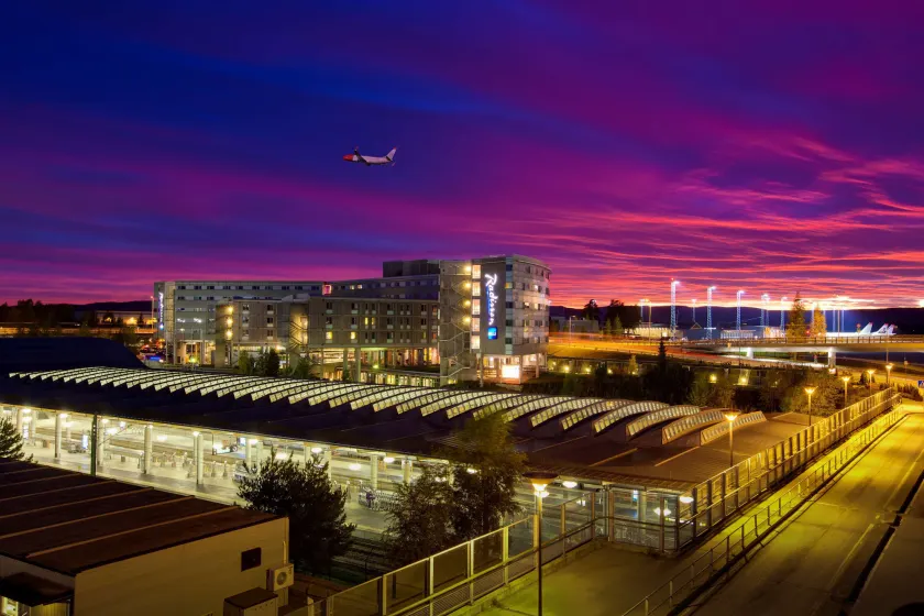 Radisson Blu Airport Hotel, Oslo Gardermoen - Image 1