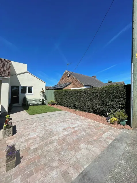 Newcastle Pet friendly 1 bed drive garden 10m city - Image 1