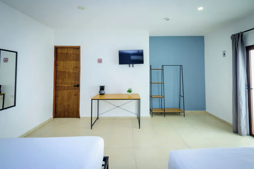 Hotel Paso del Mar Playa del Carmen - Image 1