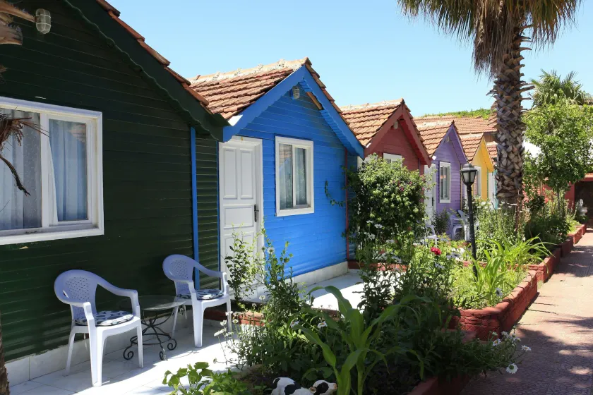 Kuba Beach Hotel - Image 1