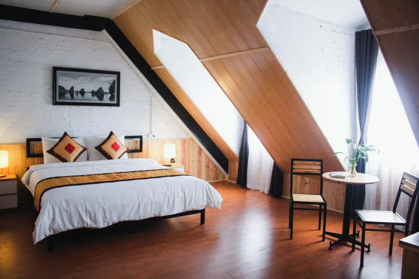 AROMA Ha Long Hotel - Image 1