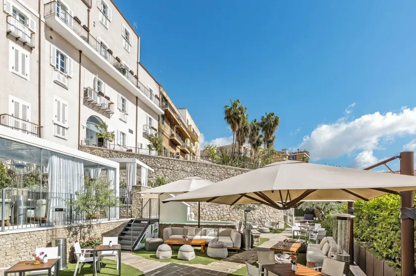 Casa Clàt - Boutique Hotel - Image 1