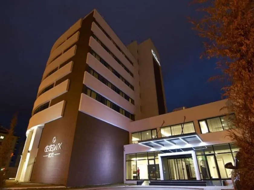 Dedepark Hotel - Image 1