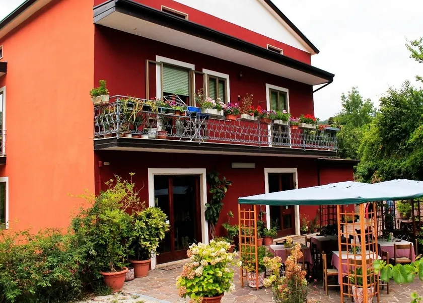 La Casina Rossa - Image 1