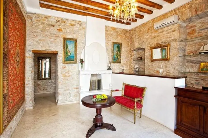 Tsopela Boutique Hotel - Image 1